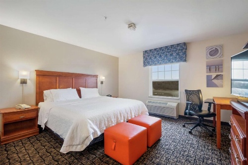 Hampton Inn By Hilton & Suites Rockland image 10