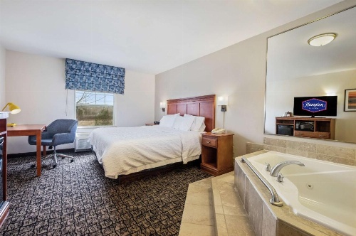 Hampton Inn By Hilton & Suites Rockland image 21