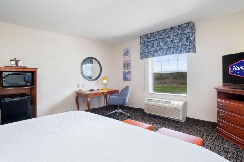Hampton Inn By Hilton & Suites Rockland image 25