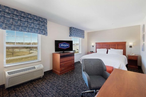 Hampton Inn By Hilton & Suites Rockland image 27