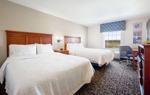 Hampton Inn By Hilton & Suites Rockland image 6